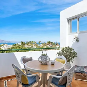 sea-view-apartment-at-wyndhams-complex.1costadelsol.com/